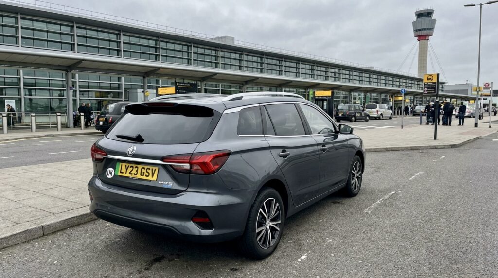 Home mgprivatehire airport transfer mansfield34.jpeg